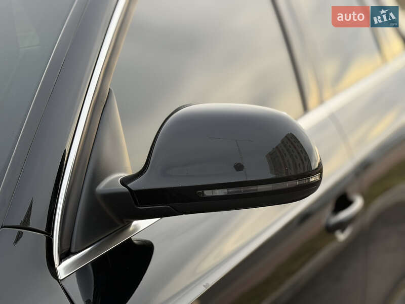 Позашляховик / Кросовер Audi Q3 2012 в Вінниці