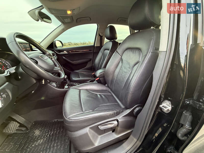 Позашляховик / Кросовер Audi Q3 2012 в Вінниці