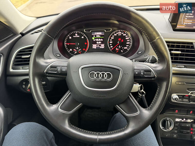 Позашляховик / Кросовер Audi Q3 2012 в Вінниці