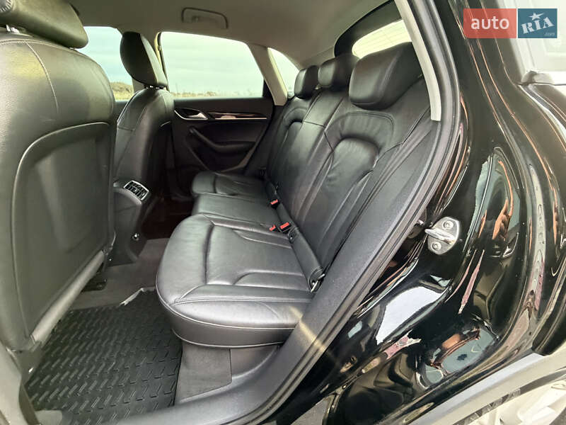 Позашляховик / Кросовер Audi Q3 2012 в Вінниці