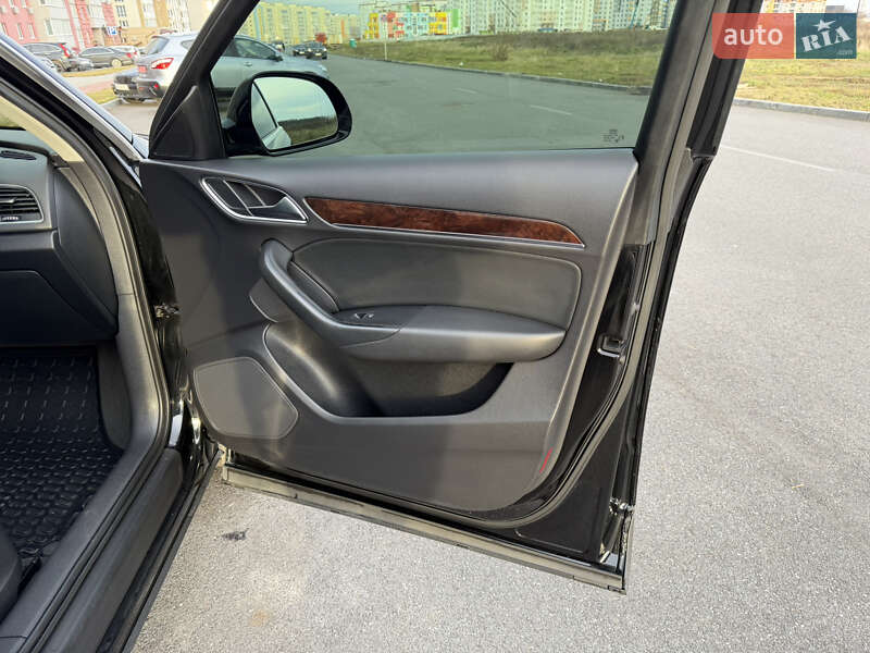 Позашляховик / Кросовер Audi Q3 2012 в Вінниці