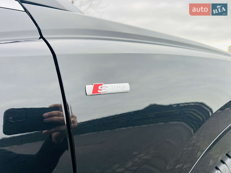 Позашляховик / Кросовер Audi Q3 2020 в Мукачевому