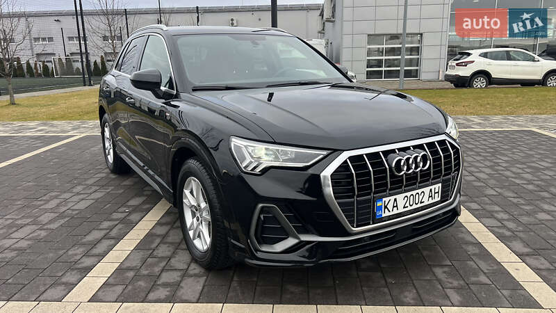 Позашляховик / Кросовер Audi Q3 2020 в Мукачевому