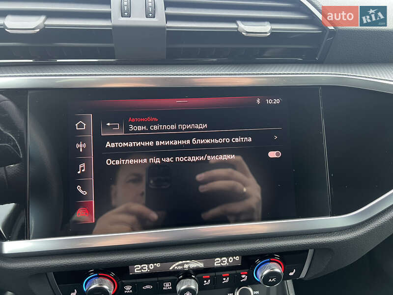 Позашляховик / Кросовер Audi Q3 2020 в Мукачевому