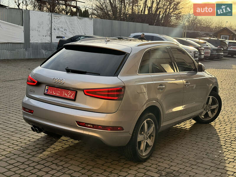 Внедорожник / Кроссовер Audi Q3 2015 в Ужгороде
