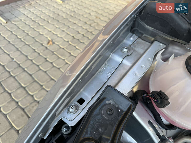 Внедорожник / Кроссовер Audi Q3 2015 в Ужгороде