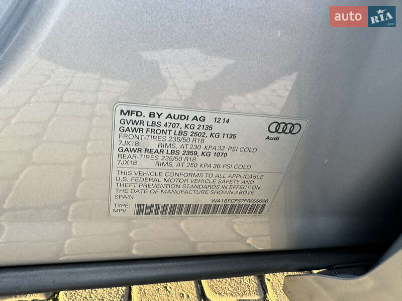 Внедорожник / Кроссовер Audi Q3 2015 в Ужгороде