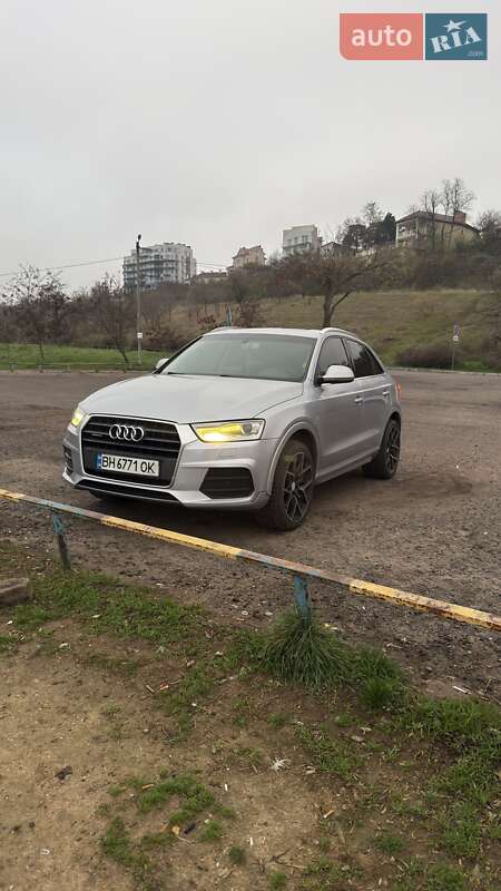 Позашляховик / Кросовер Audi Q3 2015 в Одесі