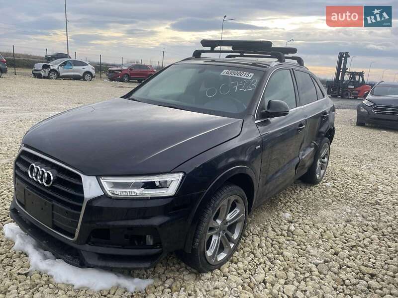 Позашляховик / Кросовер Audi Q3 2015 в Львові
