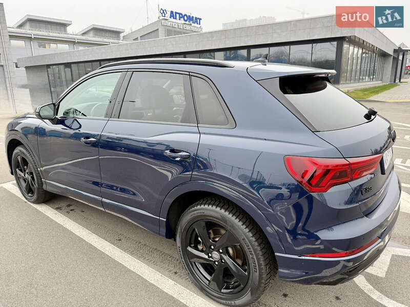 Позашляховик / Кросовер Audi Q3 2019 в Києві