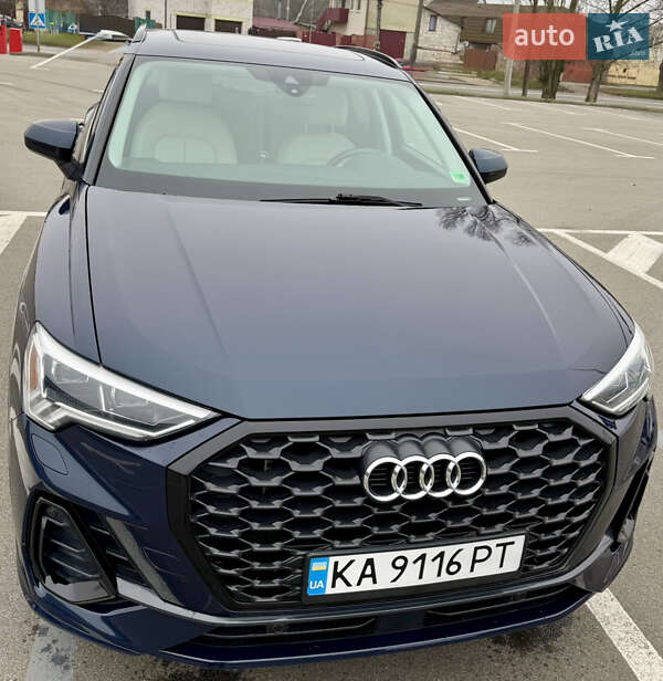 Позашляховик / Кросовер Audi Q3 2019 в Києві