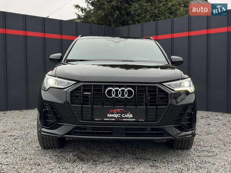 Внедорожник / Кроссовер Audi Q3 2022 в Луцке