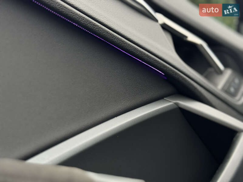 Внедорожник / Кроссовер Audi Q3 2022 в Луцке