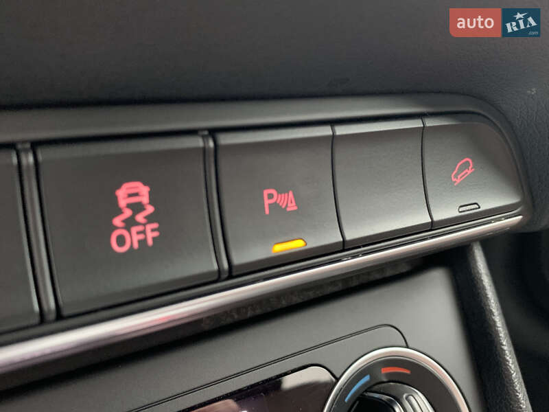 Внедорожник / Кроссовер Audi Q3 2016 в Ровно фото 46 Внедорожник / Кроссовер Audi Q3 2016 в Ровно