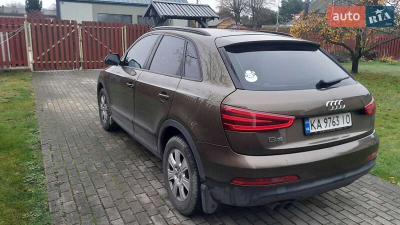 Внедорожник / Кроссовер Audi Q3 2013 в Киеве