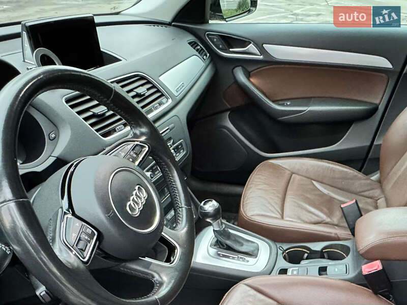 Позашляховик / Кросовер Audi Q3 2016 в Одесі