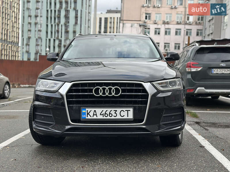 Внедорожник / Кроссовер Audi Q3 2016 в Киеве