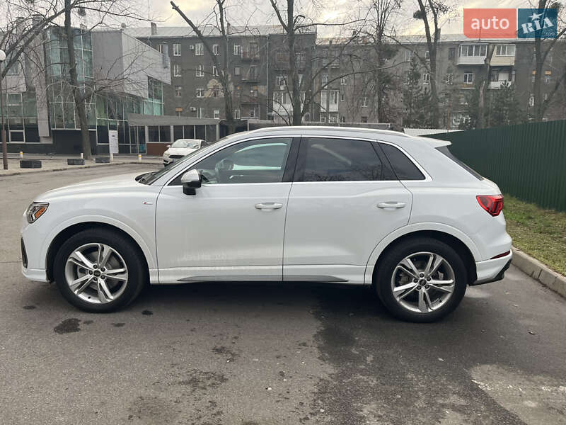 Позашляховик / Кросовер Audi Q3 2022 в Харкові фото 3 Позашляховик / Кросовер Audi Q3 2022 в Харкові
