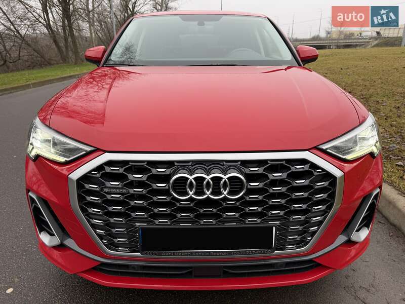 Внедорожник / Кроссовер Audi Q3 2021 в Киеве фото 10 Внедорожник / Кроссовер Audi Q3 2021 в Киеве
