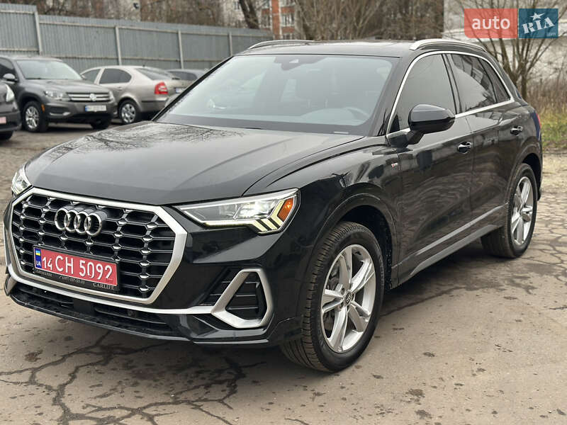 Внедорожник / Кроссовер Audi Q3 2020 в Тернополе