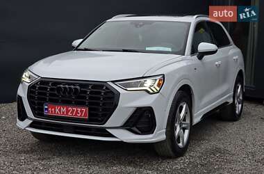Внедорожник / Кроссовер Audi Q3 2019 в Тернополе