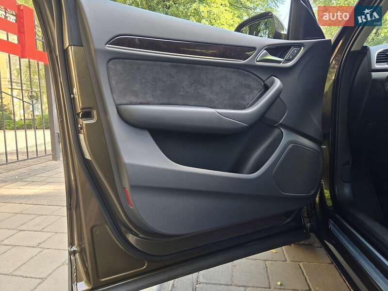 Внедорожник / Кроссовер Audi Q3 2012 в Каменском фото 16 Внедорожник / Кроссовер Audi Q3 2012 в Каменском