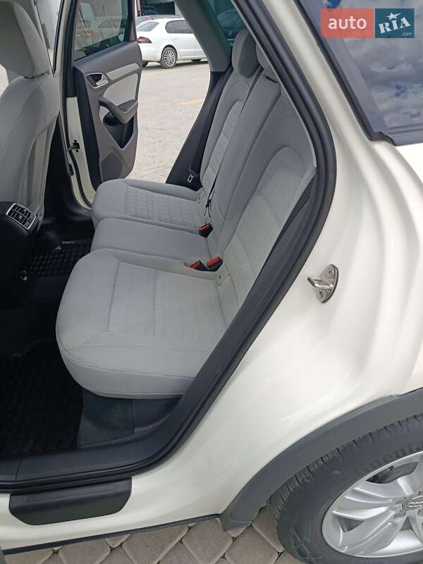 Внедорожник / Кроссовер Audi Q3 2012 в Коломые