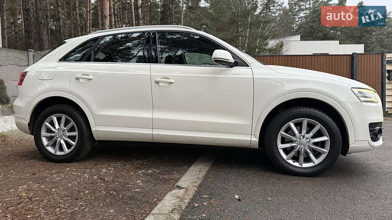 Внедорожник / Кроссовер Audi Q3 2013 в Киеве