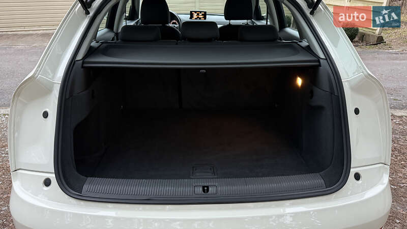 Внедорожник / Кроссовер Audi Q3 2013 в Киеве