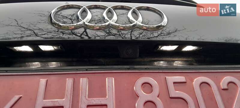 Внедорожник / Кроссовер Audi Q3 2020 в Стрые