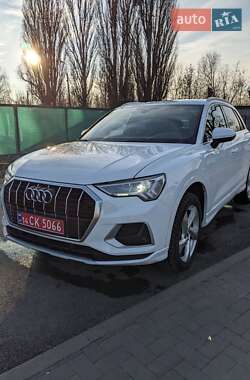 Позашляховик / Кросовер Audi Q3 2019 в Лубнах