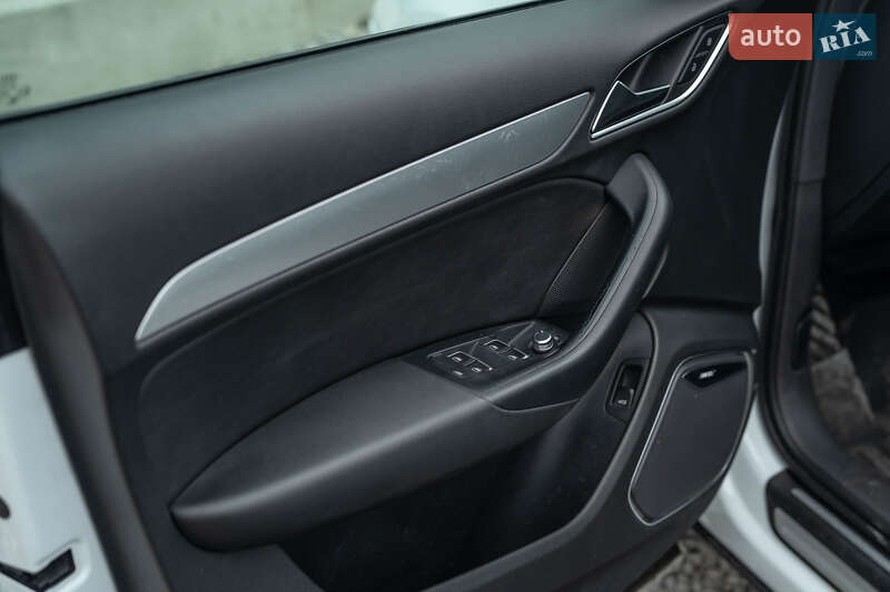 Внедорожник / Кроссовер Audi Q3 2016 в Черновцах фото 38 Внедорожник / Кроссовер Audi Q3 2016 в Черновцах