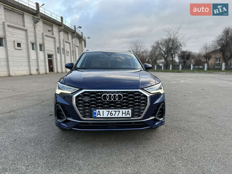 Внедорожник / Кроссовер Audi Q3 2024 в Белой Церкви