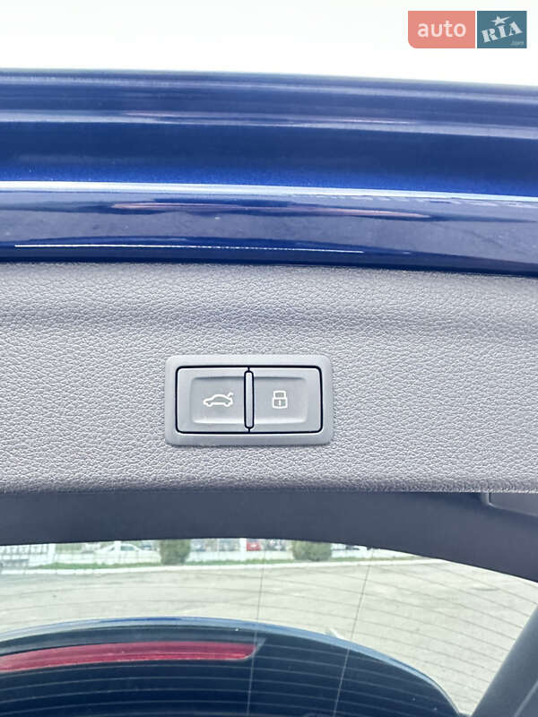 Внедорожник / Кроссовер Audi Q3 2024 в Белой Церкви