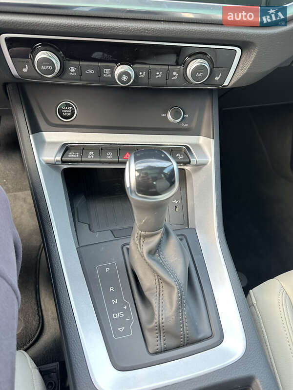 Внедорожник / Кроссовер Audi Q3 2024 в Белой Церкви