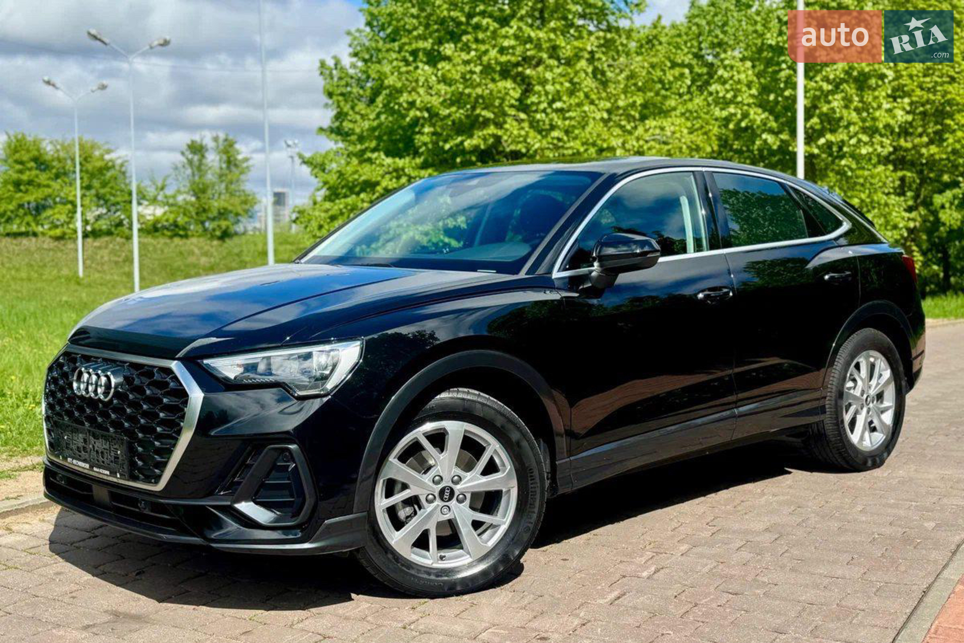 2020 Audi Q3 - мініатюра 2