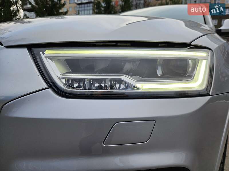 Внедорожник / Кроссовер Audi Q3 2015 в Черновцах