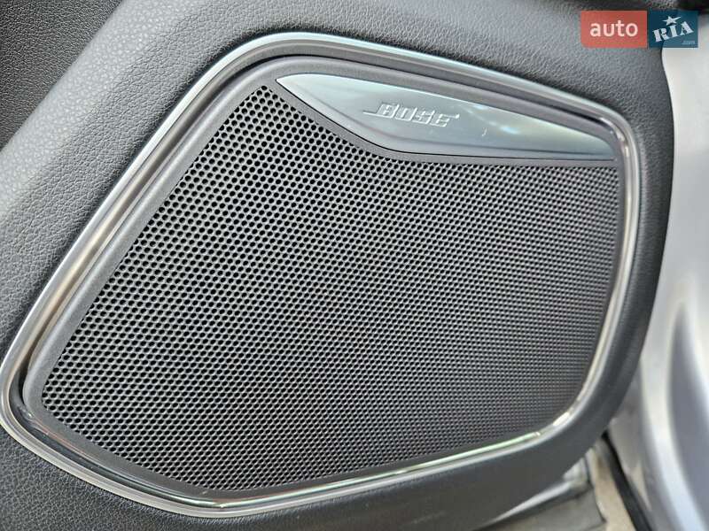 Внедорожник / Кроссовер Audi Q3 2015 в Черновцах