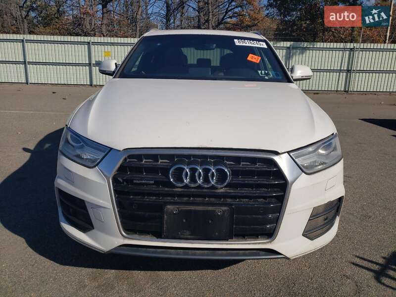 Внедорожник / Кроссовер Audi Q3 2016 в Полтаве