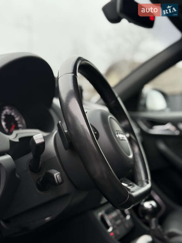 Внедорожник / Кроссовер Audi Q3 2015 в Самборе фото 47 Внедорожник / Кроссовер Audi Q3 2015 в Самборе