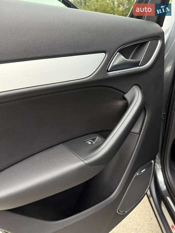 Внедорожник / Кроссовер Audi Q3 2015 в Самборе фото 77 Внедорожник / Кроссовер Audi Q3 2015 в Самборе