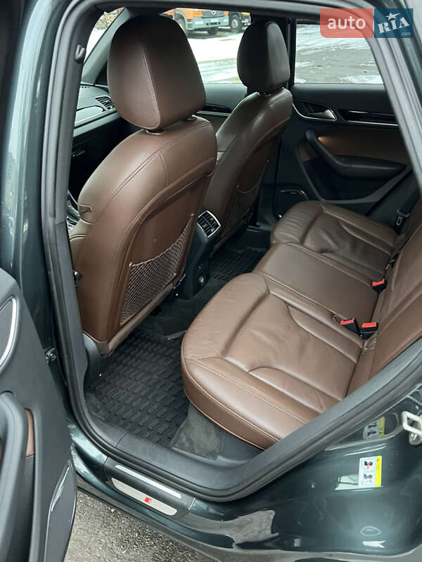 Внедорожник / Кроссовер Audi Q3 2018 в Киеве