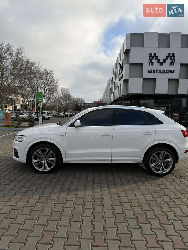 Внедорожник / Кроссовер Audi Q3 2017 в Одессе