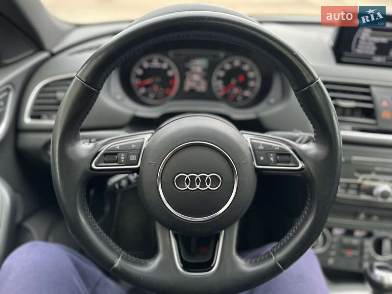 Внедорожник / Кроссовер Audi Q3 2016 в Тернополе