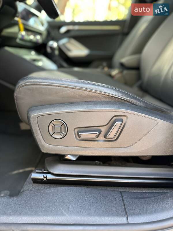 Внедорожник / Кроссовер Audi Q3 2019 в Белогородке