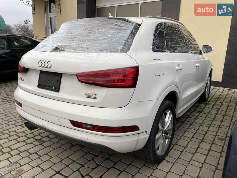 Внедорожник / Кроссовер Audi Q3 2017 в Луцке
