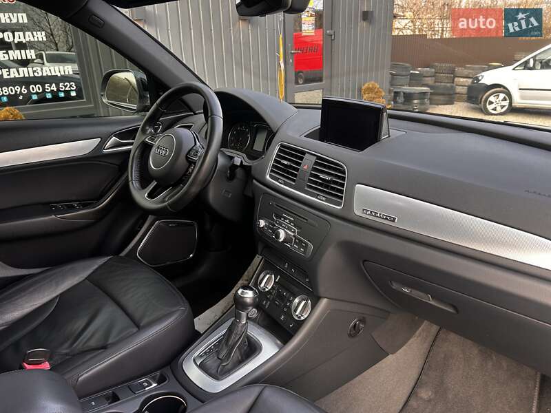 Внедорожник / Кроссовер Audi Q3 2015 в Кременце