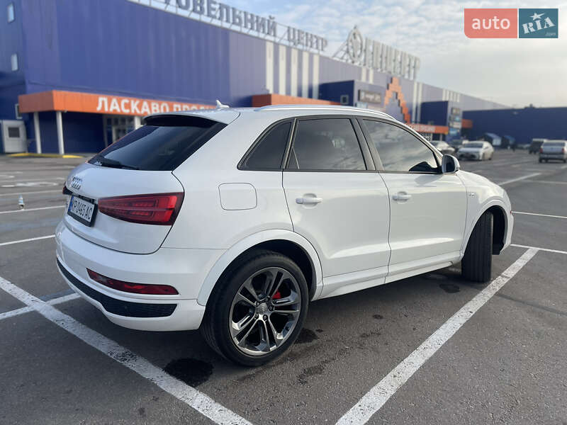 Внедорожник / Кроссовер Audi Q3 2017 в Запорожье