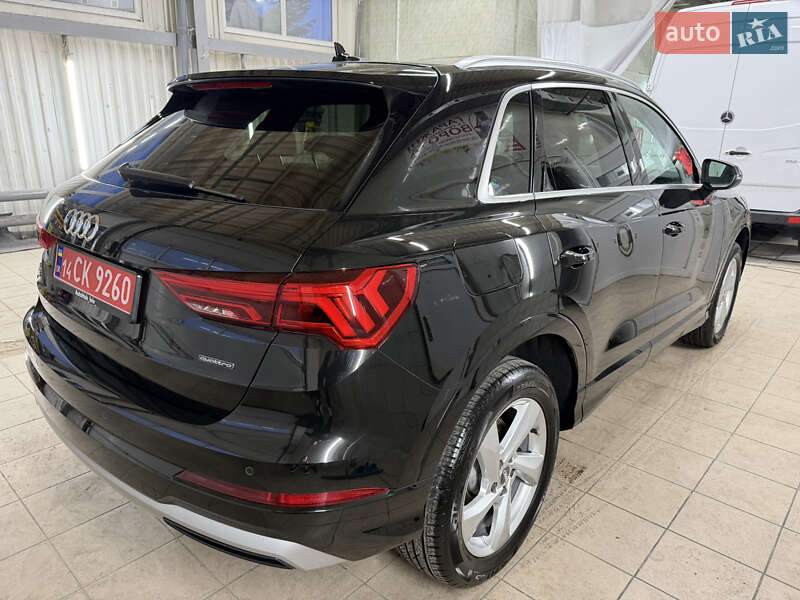 Внедорожник / Кроссовер Audi Q3 2019 в Львове