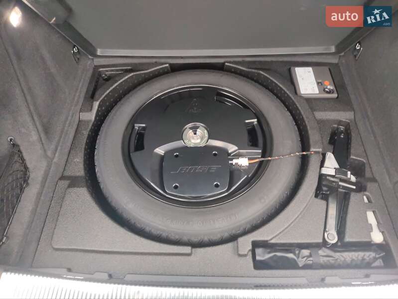 Позашляховик / Кросовер Audi Q3 2015 в Харкові фото 14 Позашляховик / Кросовер Audi Q3 2015 в Харкові